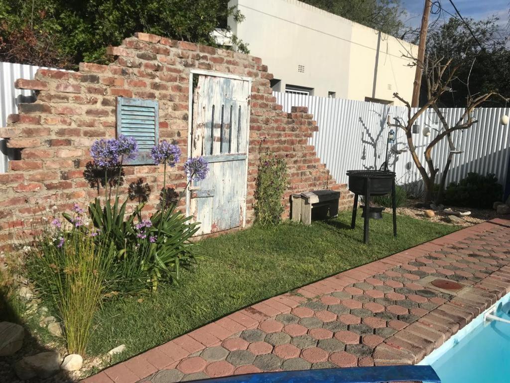 Tuinhuis Oudtshoorn Exterior photo