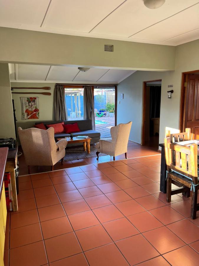 Tuinhuis Oudtshoorn Exterior photo